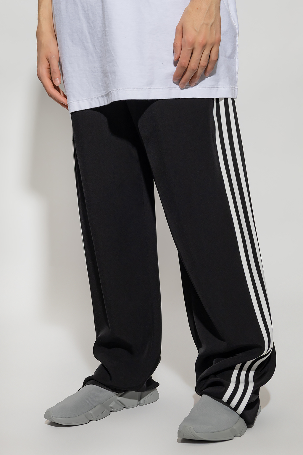 Black Balenciaga x ADIDAS Balenciaga pantaloni adidas sigaretta capri pants for sale IetpShops Germany